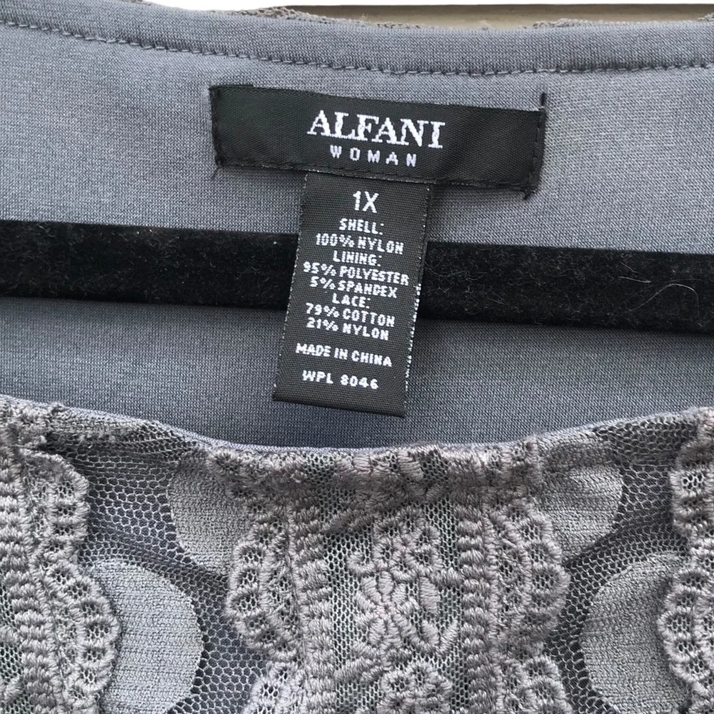 Alfani Gray Sheer Circle Patterned Blouson Top size 1X - Picture 2 of 7